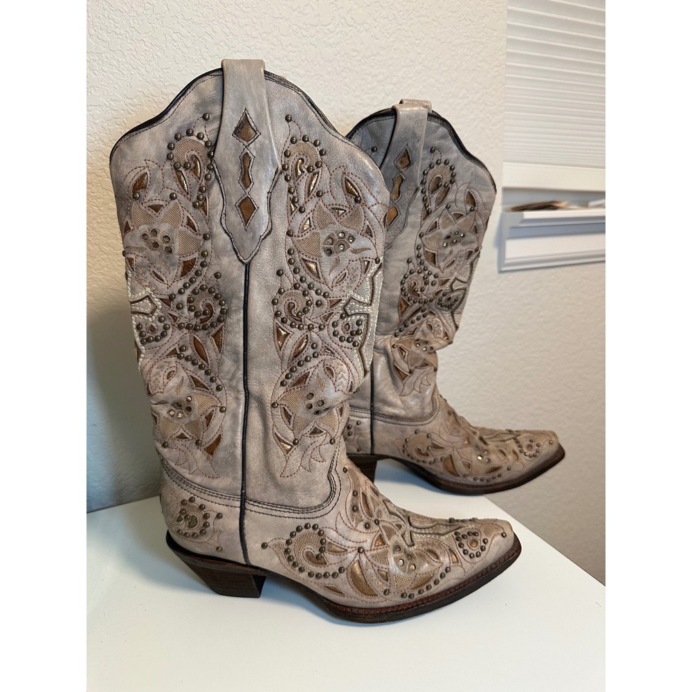 Corral Distressed Leather Cross Star Studded Western Boots Snip Toe Buckle 7M